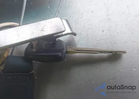 2005 Toyota Highlander z USA, uszkodzony, nr VIN JTEGD21A950106052